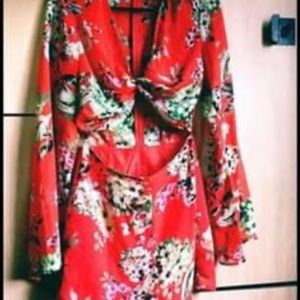 Pretty Little Thing Floral Flare Playsuit Size 8
